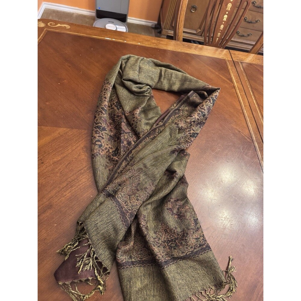 Pashmina Scarf Shawl,Paisley, Multicolored ScarfThis retro Pashmina ShawL - Picture 4 of 10